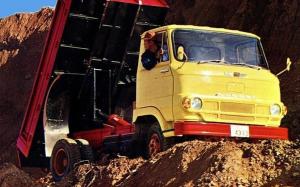 Hino Ranger KM (320D) '1966